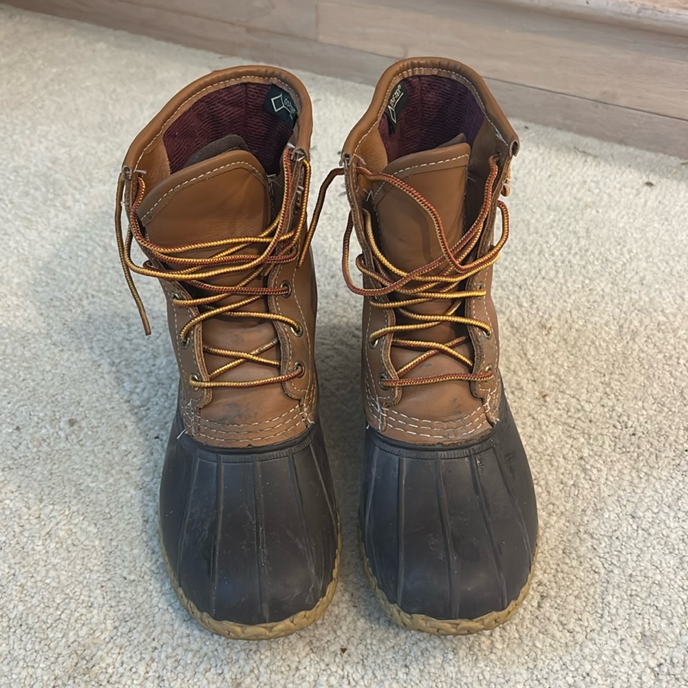 LL Bean Duck Boots 8 Inch Goretex Thinsulate Insulated Waterproof Leather Boot